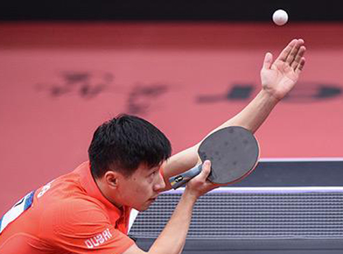 乒乓技术@如何发好左旋转球？发球带转，让对手接地难受！